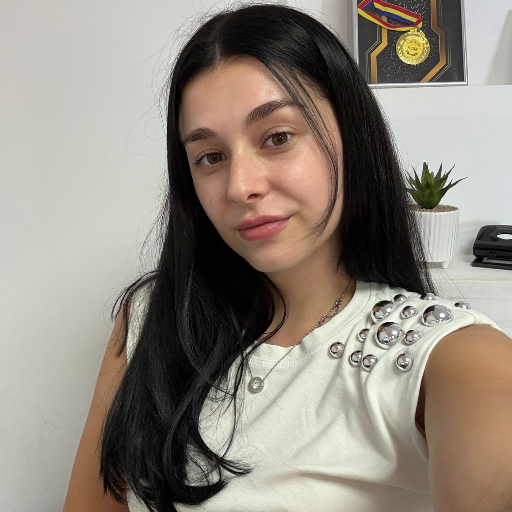 Alexandra Carina Petcu