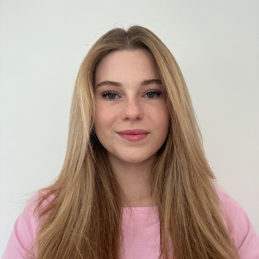 Lorena Cărăuș